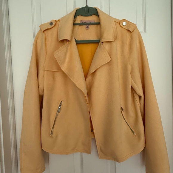 Philosophy Pale Yellow Blazer NWOT Medium - Picture 5 of 7